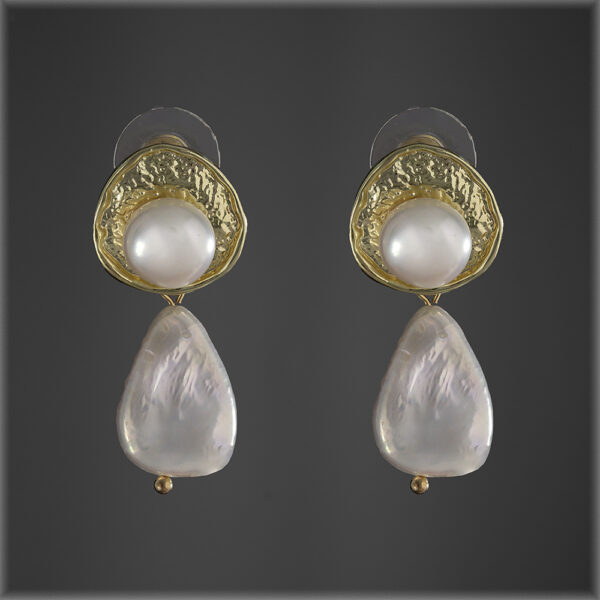 Freshwater Pearl drop Earreings