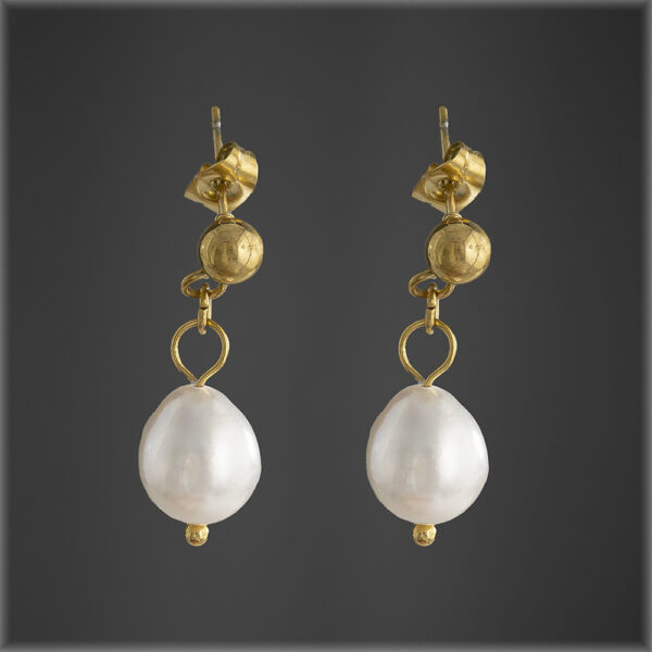 Classic Drop Freshwater Pearl Earrings